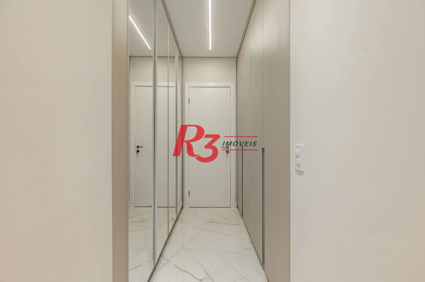 Apartamento com 3 dormitórios à venda, 234 m² por R$ 3.500.000,00 - Boqueirão - Santos/SP