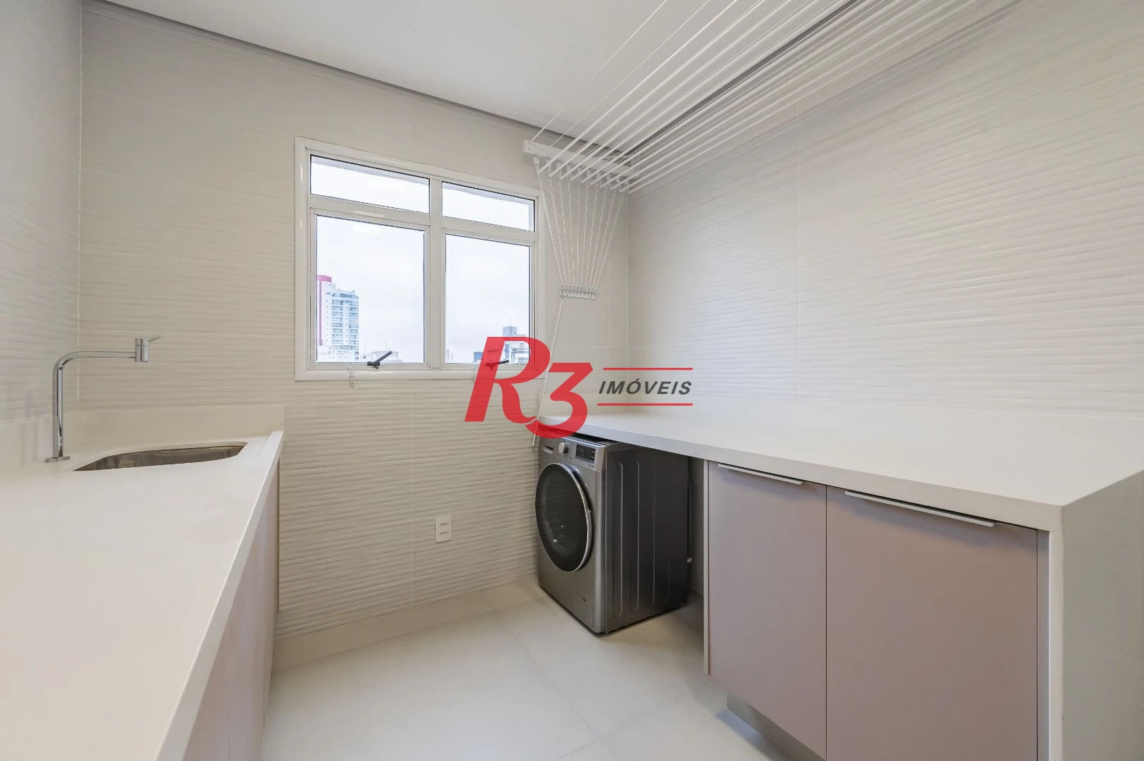 Apartamento com 3 dormitórios à venda, 234 m² por R$ 3.500.000,00 - Boqueirão - Santos/SP