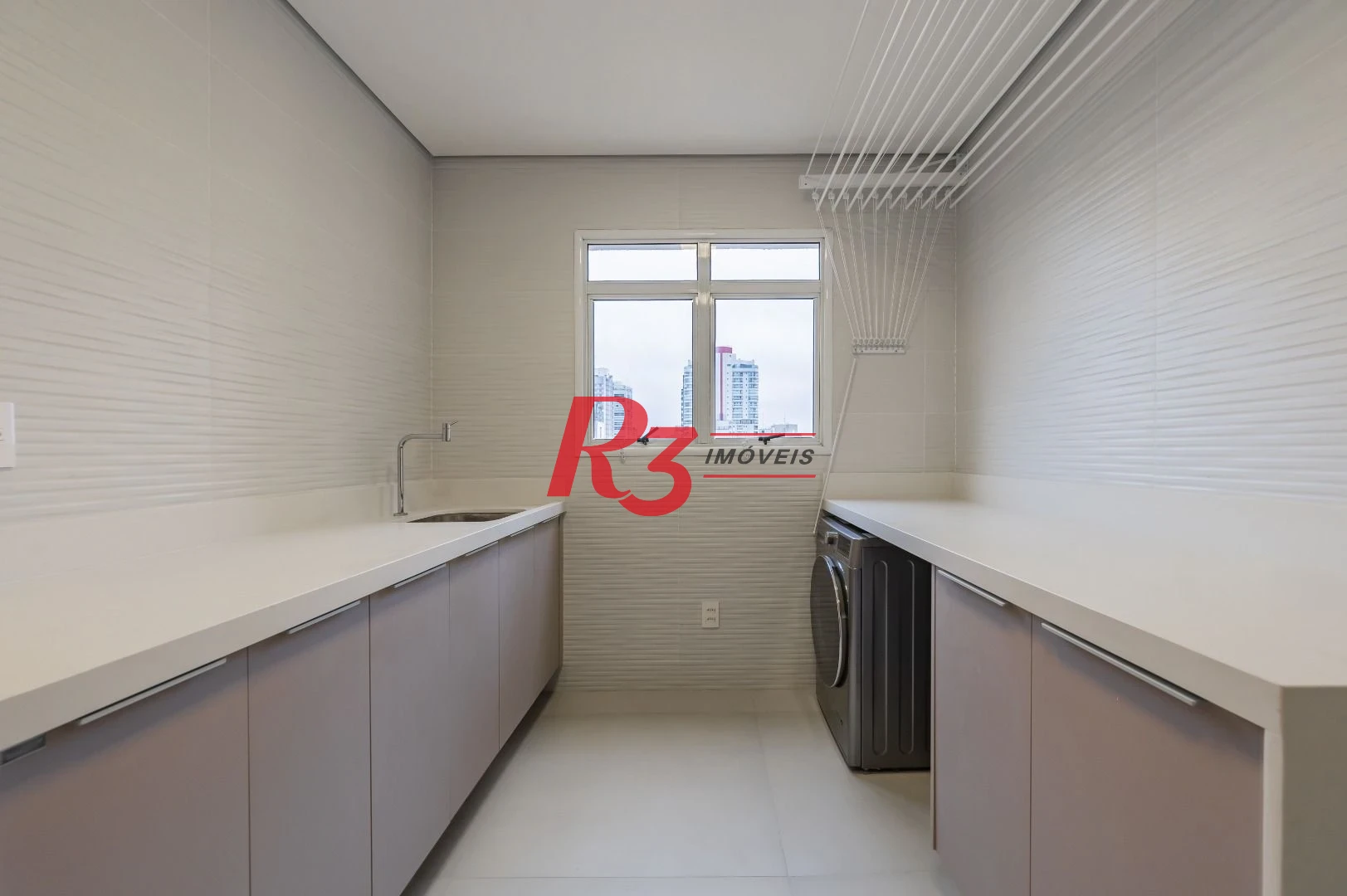 Apartamento com 3 dormitórios à venda, 234 m² por R$ 3.500.000,00 - Boqueirão - Santos/SP