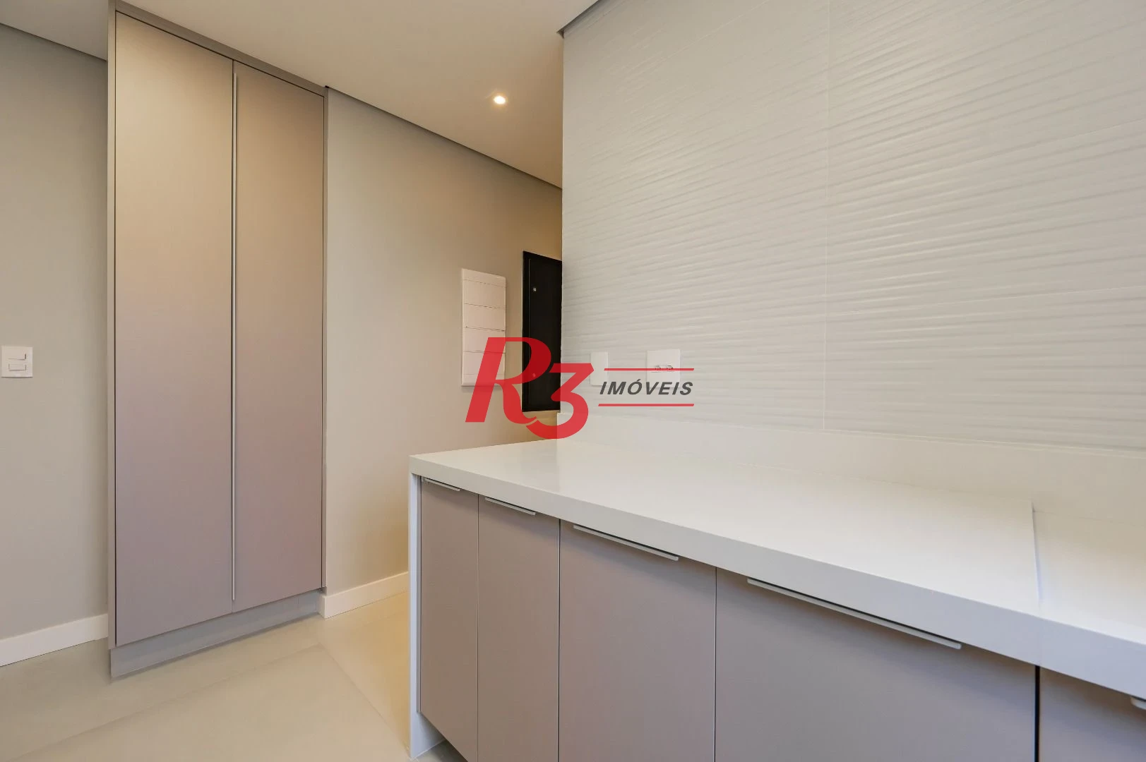Apartamento com 3 dormitórios à venda, 234 m² por R$ 3.500.000,00 - Boqueirão - Santos/SP