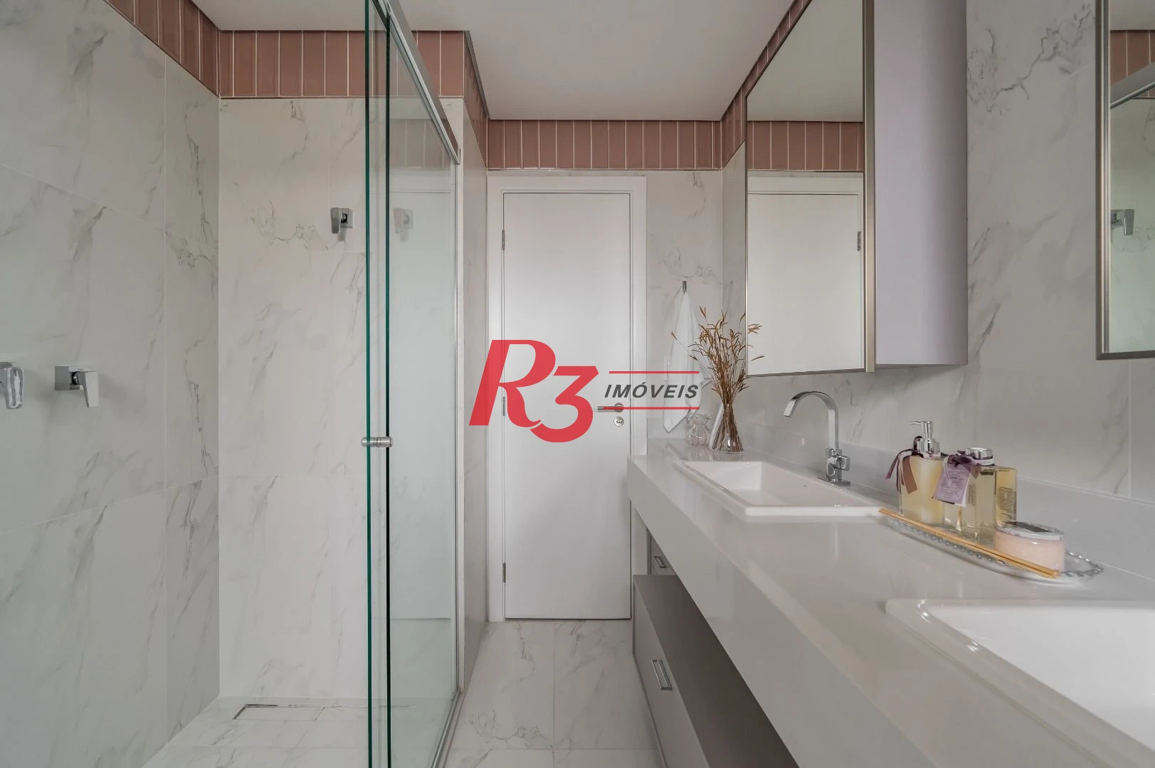 Apartamento com 3 dormitórios à venda, 234 m² por R$ 3.500.000,00 - Boqueirão - Santos/SP