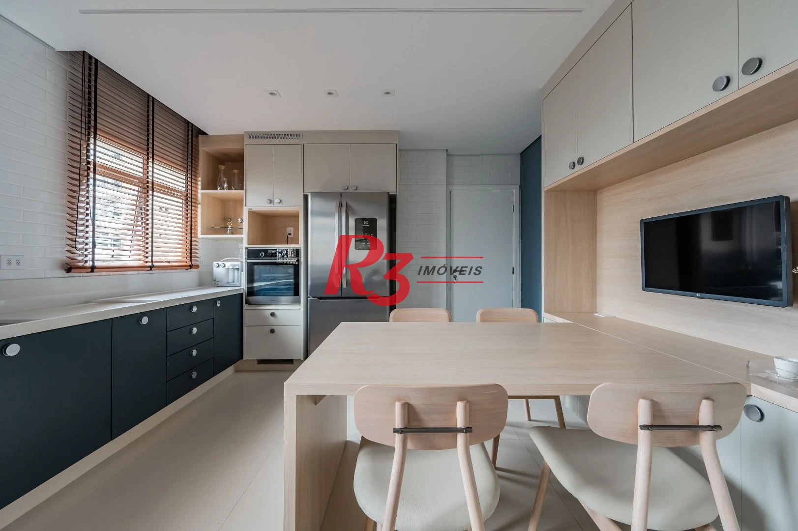 Apartamento com 3 dormitórios à venda, 234 m² por R$ 3.500.000,00 - Boqueirão - Santos/SP