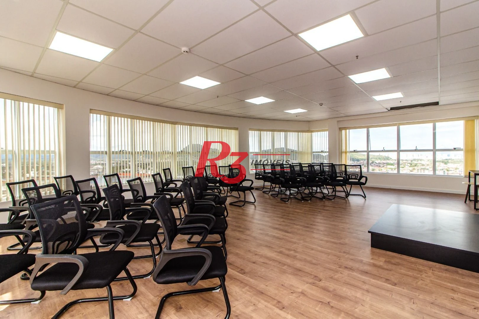Sala à venda, 36 m² por R$ 359.370,00 - Ponta da Praia - Santos/SP