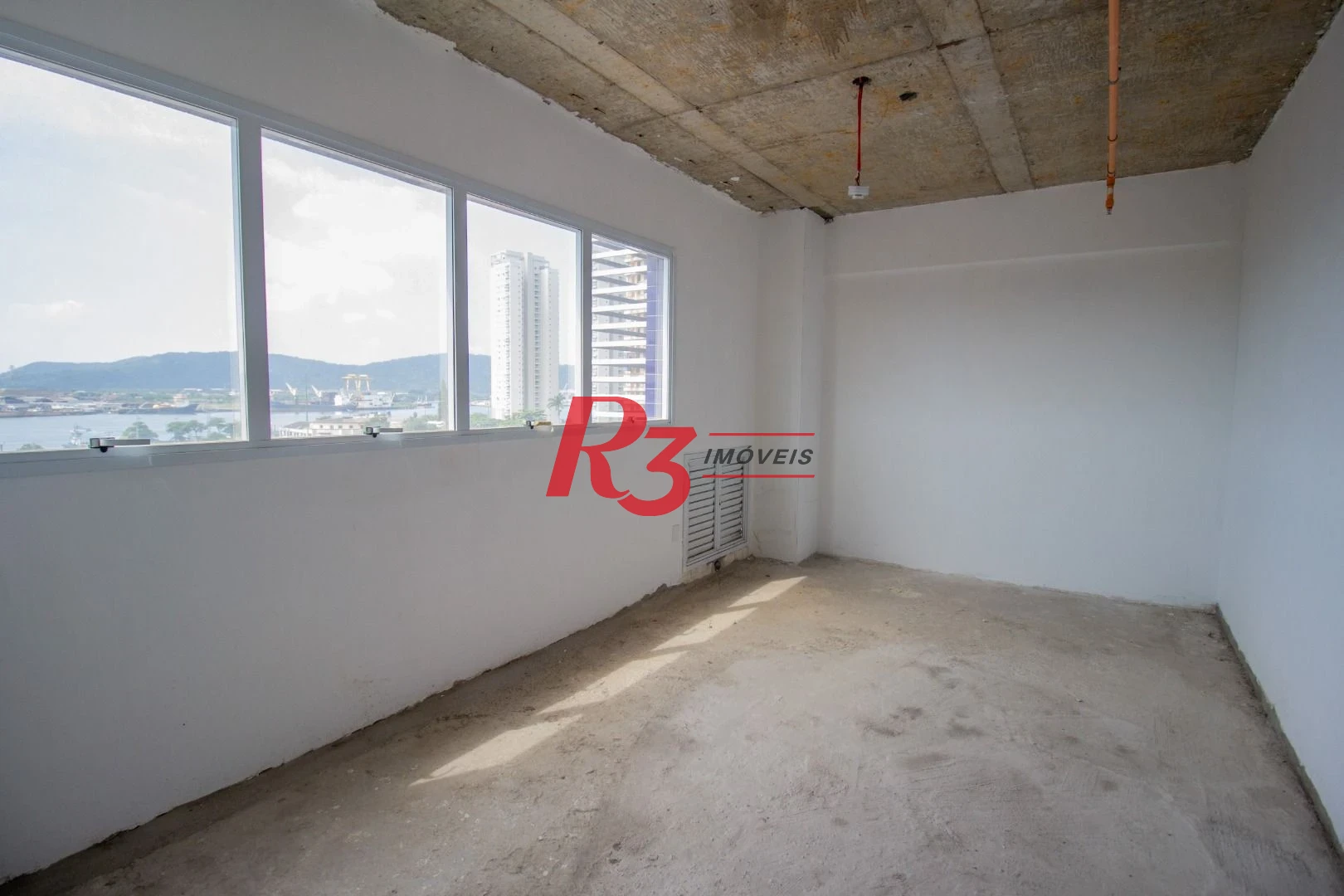 Sala à venda, 35 m² por R$ 354.123,00 - Ponta da Praia - Santos/SP