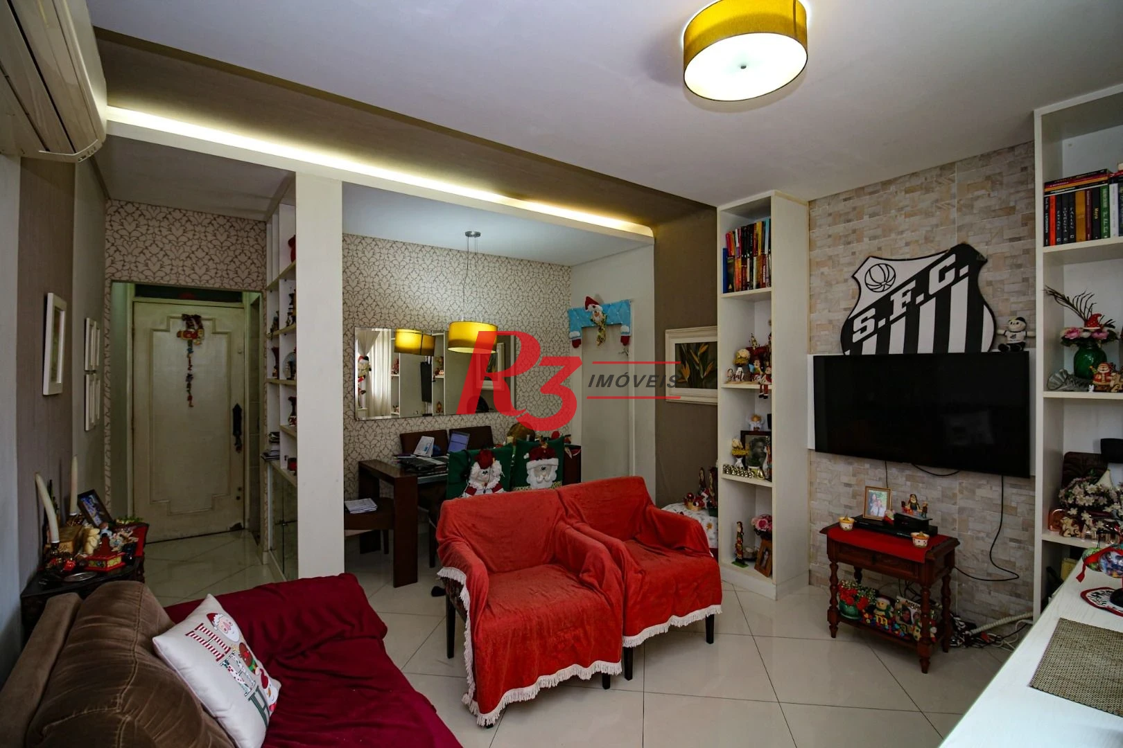 Apartamento com 3 dormitórios à venda, 146 m² por R$ 700.000,00 - Gonzaga - Santos/SP