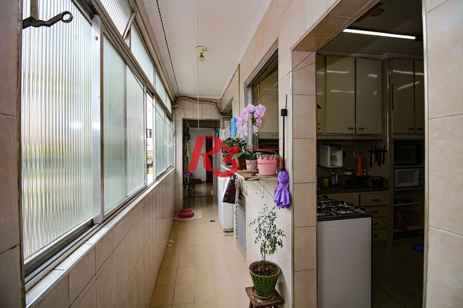 Apartamento com 3 dormitórios à venda, 146 m² por R$ 700.000,00 - Gonzaga - Santos/SP