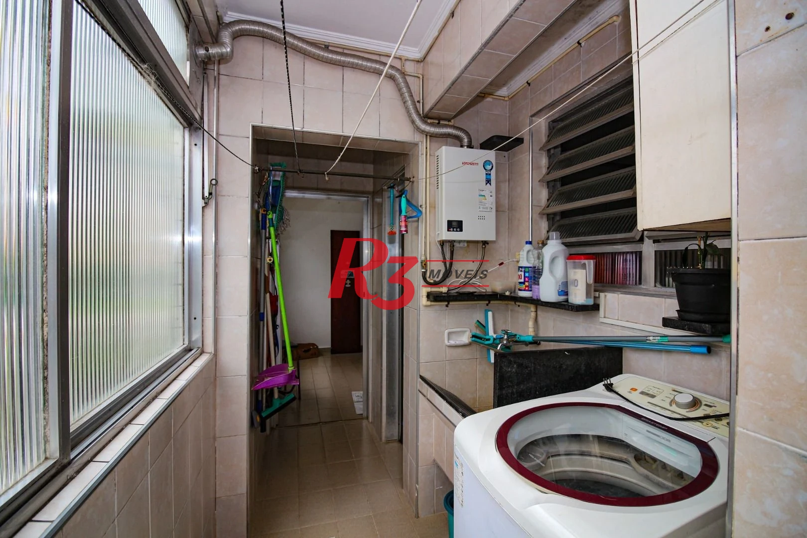 Apartamento com 3 dormitórios à venda, 146 m² por R$ 700.000,00 - Gonzaga - Santos/SP