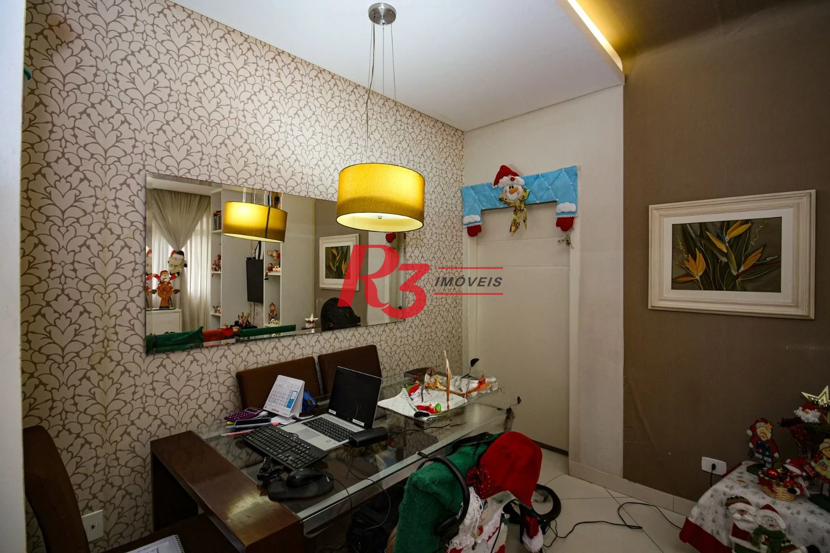 Apartamento com 3 dormitórios à venda, 146 m² por R$ 700.000,00 - Gonzaga - Santos/SP