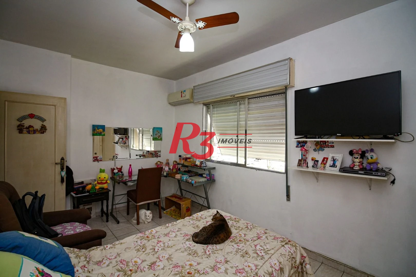 Apartamento com 3 dormitórios à venda, 146 m² por R$ 700.000,00 - Gonzaga - Santos/SP