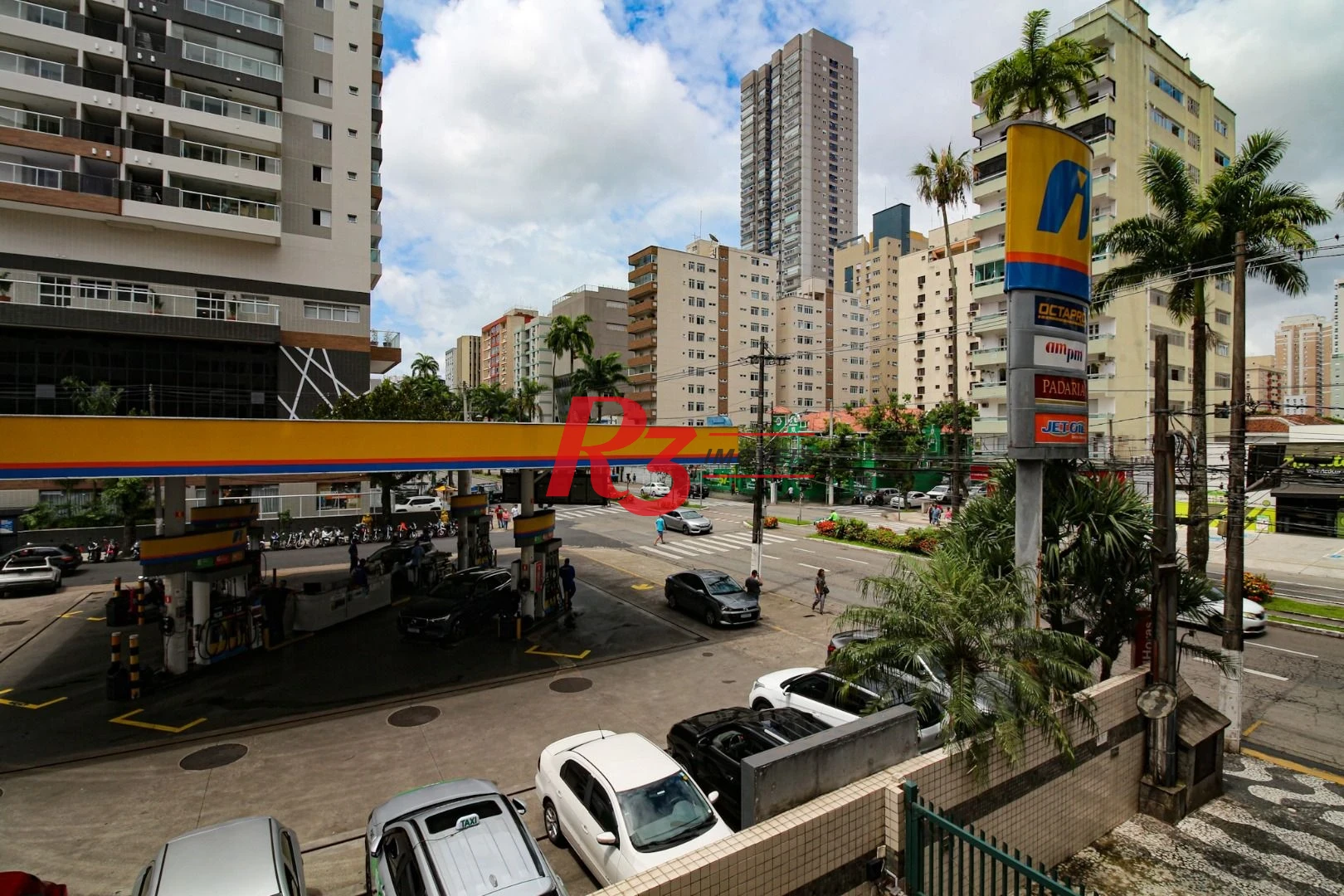 Apartamento com 3 dormitórios à venda, 146 m² por R$ 700.000,00 - Gonzaga - Santos/SP