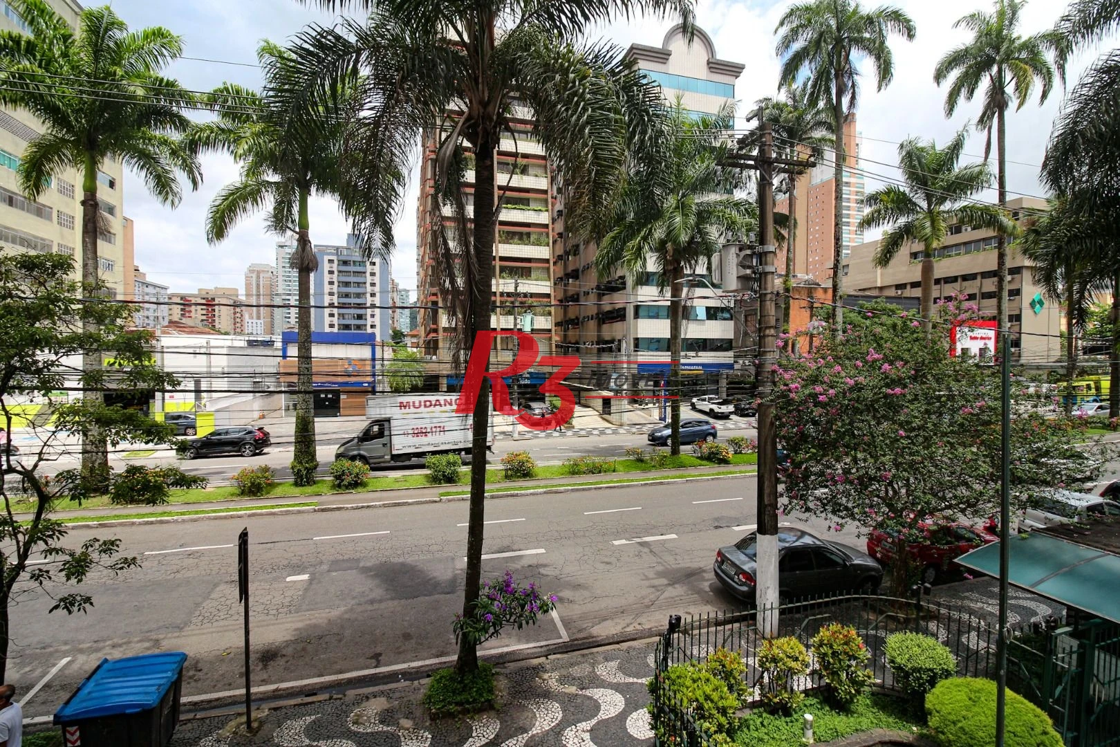 Apartamento com 3 dormitórios à venda, 146 m² por R$ 700.000,00 - Gonzaga - Santos/SP