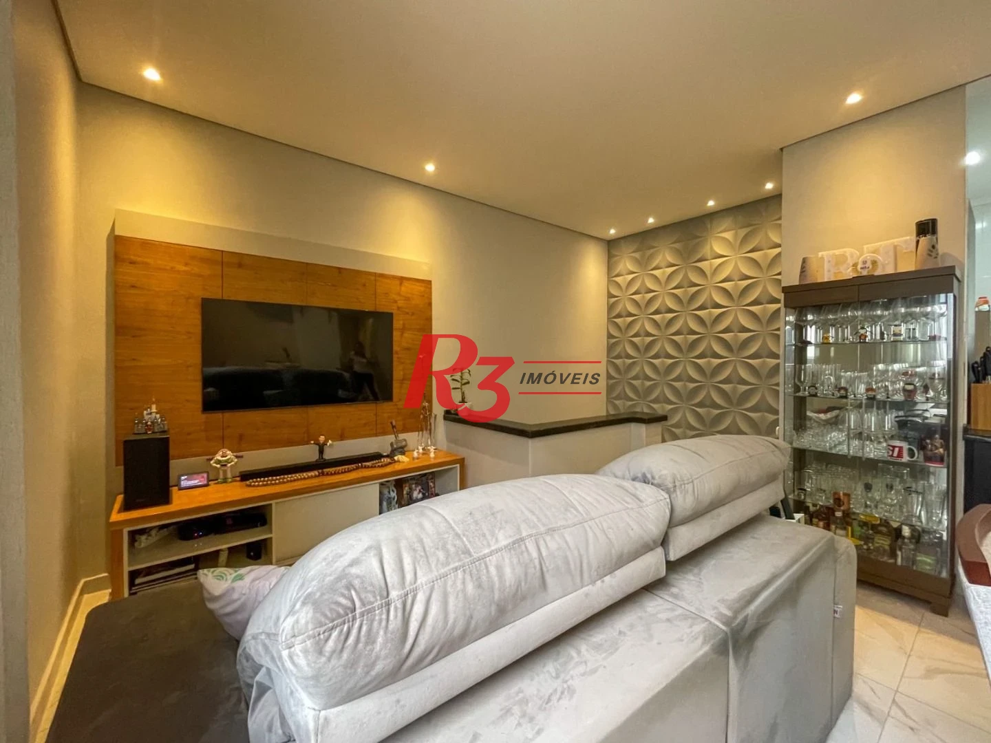Sobreposta com 2 dormitórios à venda, 73 m² por R$ 564.000 - Boqueirão - Santos/SP