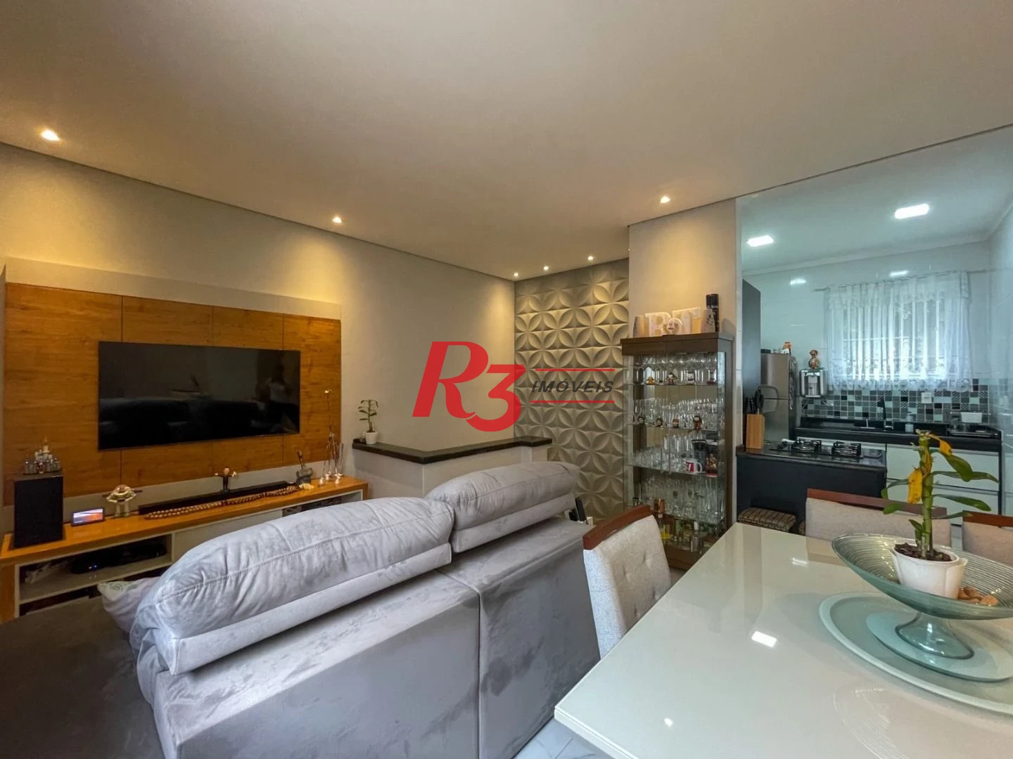 Sobreposta com 2 dormitórios à venda, 73 m² por R$ 564.000 - Boqueirão - Santos/SP