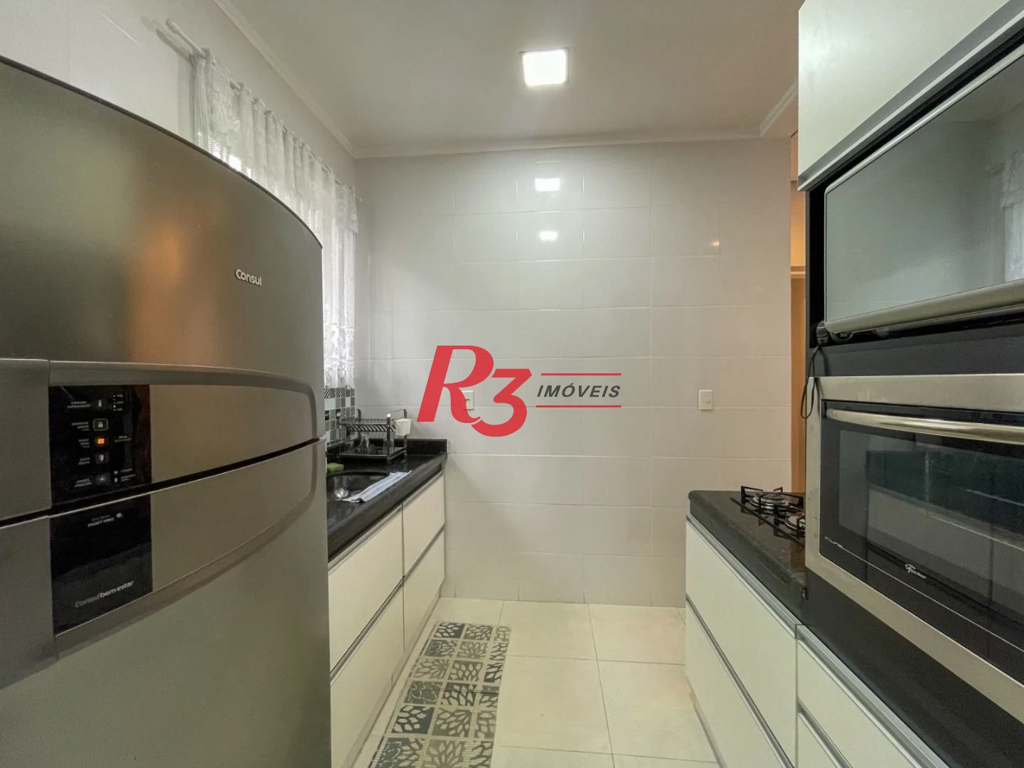 Sobreposta com 2 dormitórios à venda, 73 m² por R$ 564.000 - Boqueirão - Santos/SP