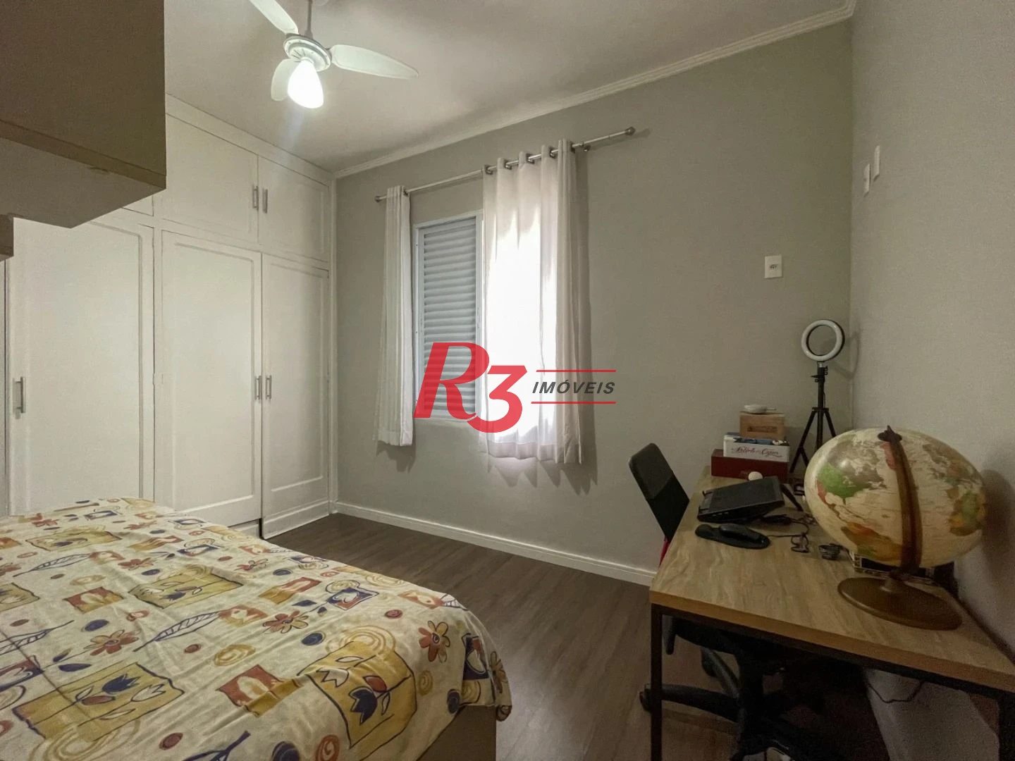 Sobreposta com 2 dormitórios à venda, 73 m² por R$ 564.000 - Boqueirão - Santos/SP