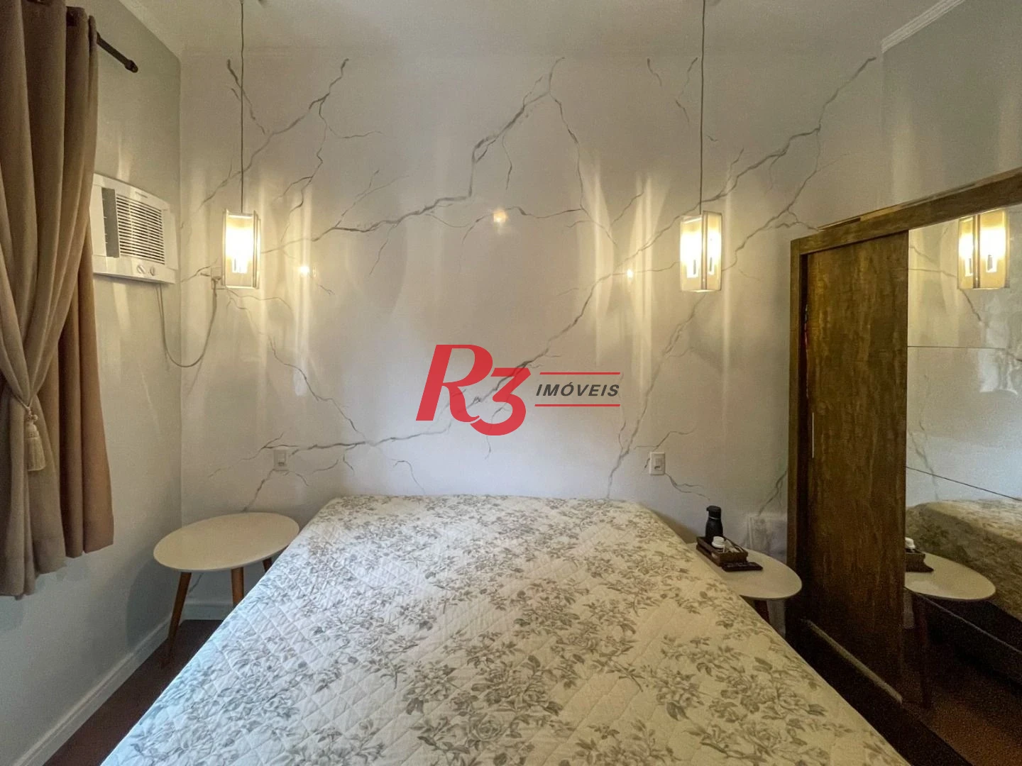 Sobreposta com 2 dormitórios à venda, 73 m² por R$ 564.000 - Boqueirão - Santos/SP
