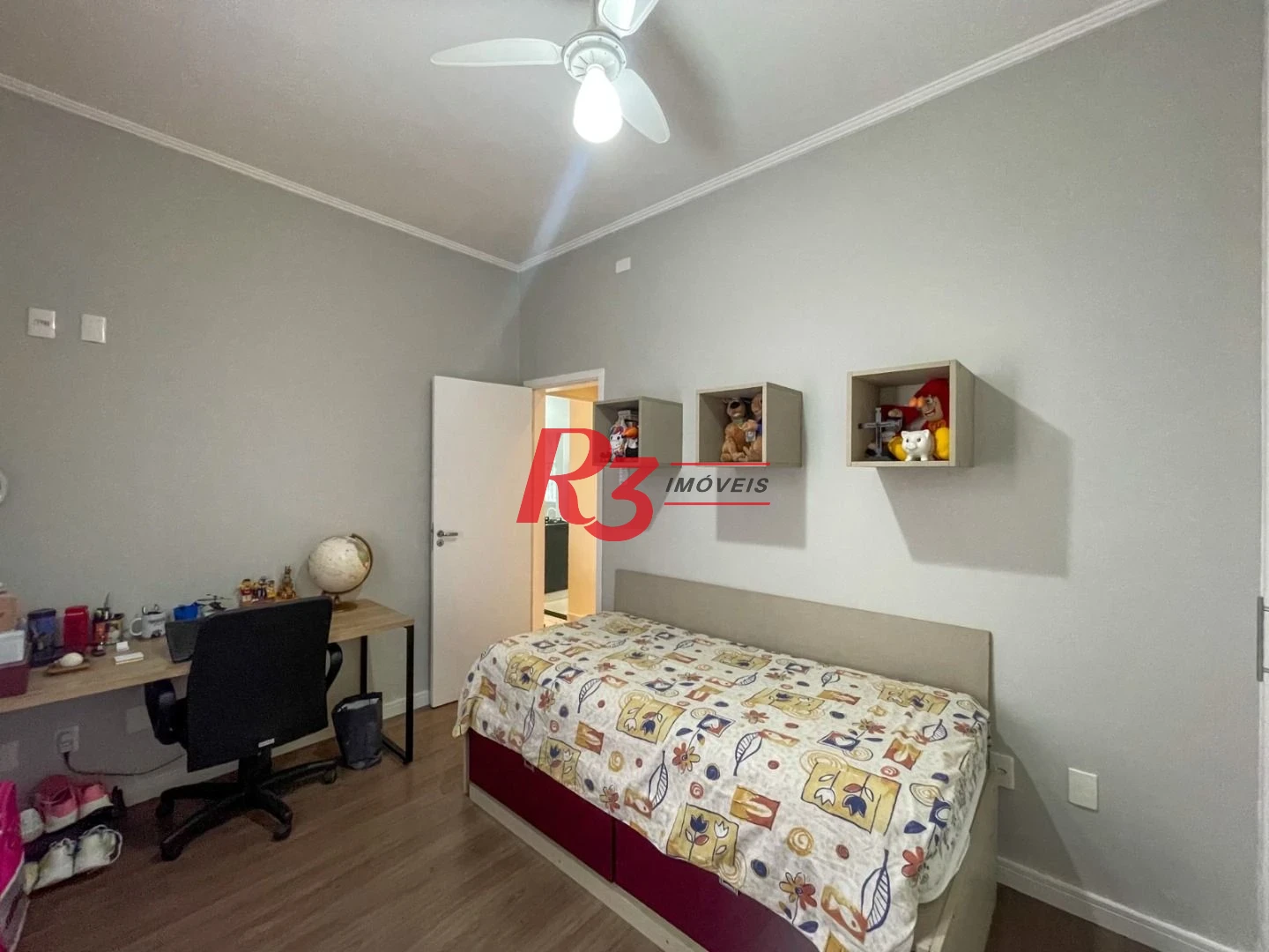 Sobreposta com 2 dormitórios à venda, 73 m² por R$ 564.000 - Boqueirão - Santos/SP