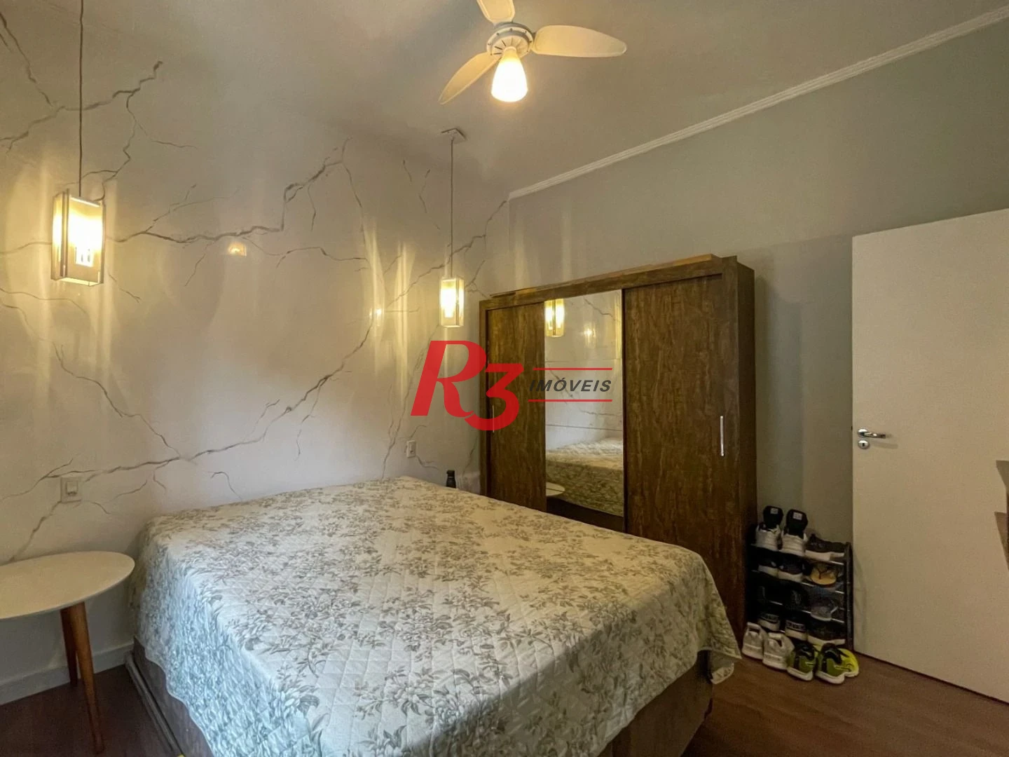 Sobreposta com 2 dormitórios à venda, 73 m² por R$ 564.000 - Boqueirão - Santos/SP