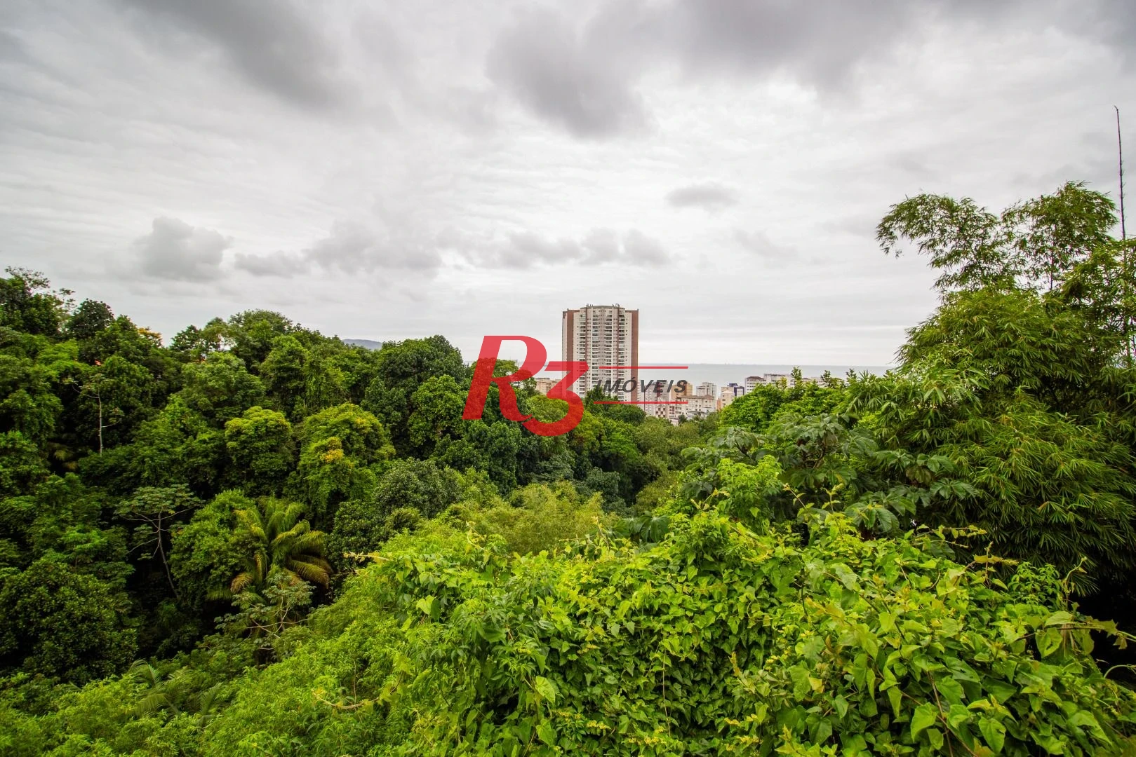 Casa com 4 dormitórios, 600 m² - venda por R$ 8.500.000,00 ou aluguel por R$ 50.000,00/mês - Marapé - Santos/SP