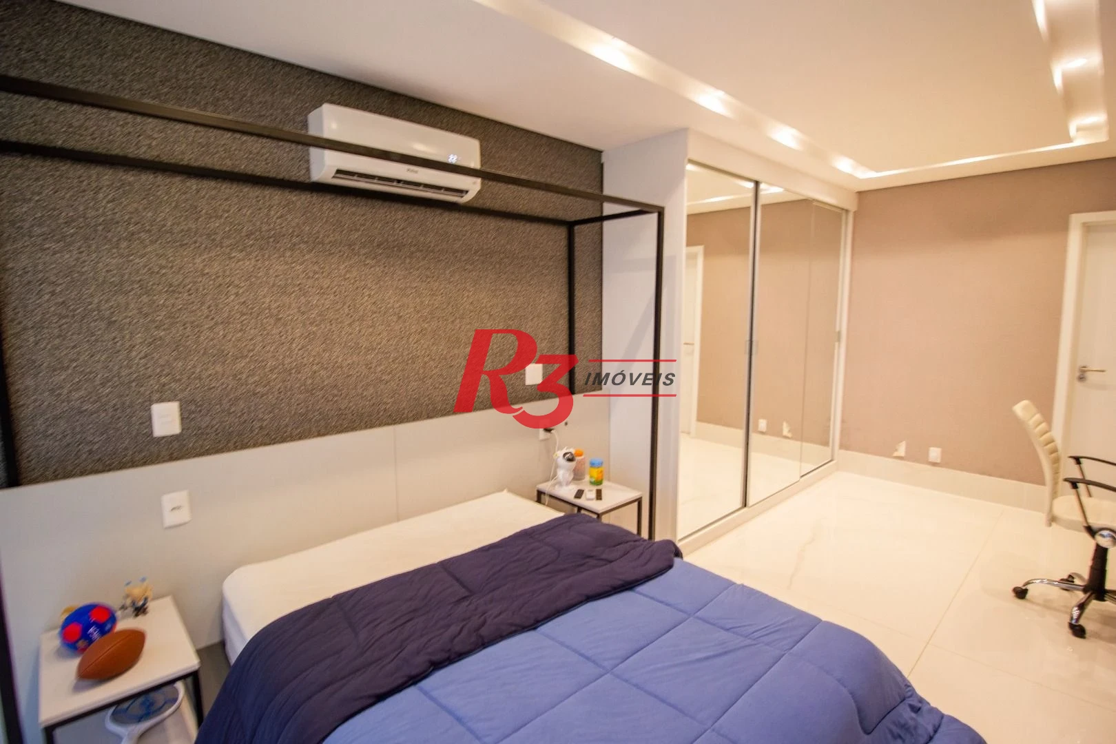 Casa com 4 dormitórios, 600 m² - venda por R$ 8.500.000,00 ou aluguel por R$ 50.000,00/mês - Marapé - Santos/SP