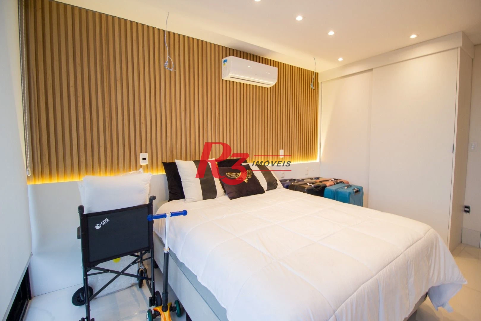 Casa com 4 dormitórios, 600 m² - venda por R$ 8.500.000,00 ou aluguel por R$ 50.000,00/mês - Marapé - Santos/SP
