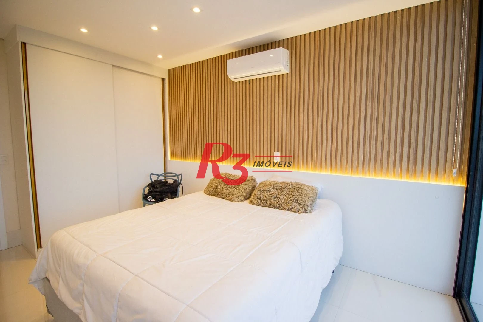 Casa com 4 dormitórios, 600 m² - venda por R$ 8.500.000,00 ou aluguel por R$ 50.000,00/mês - Marapé - Santos/SP
