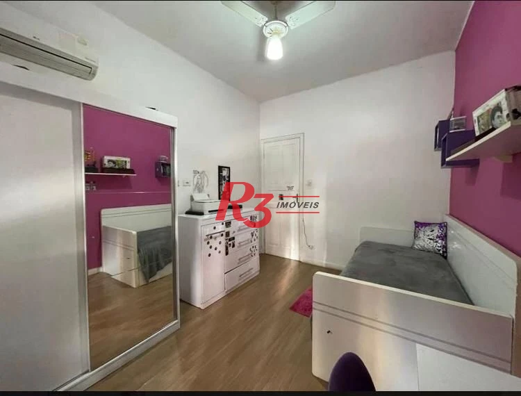 Sobrado à venda, 265 m² por R$ 1.350.000,00 - Gonzaga - Santos/SP
