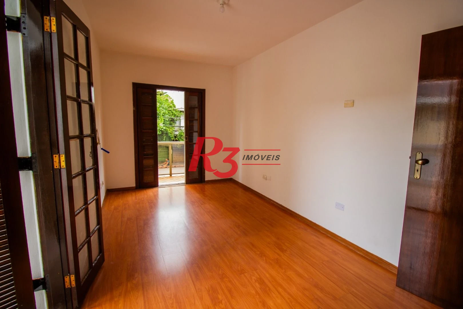 Casa com 4 dormitórios para alugar, 385 m² por R$ 20.934,21/mês - Ponta da Praia - Santos/SP