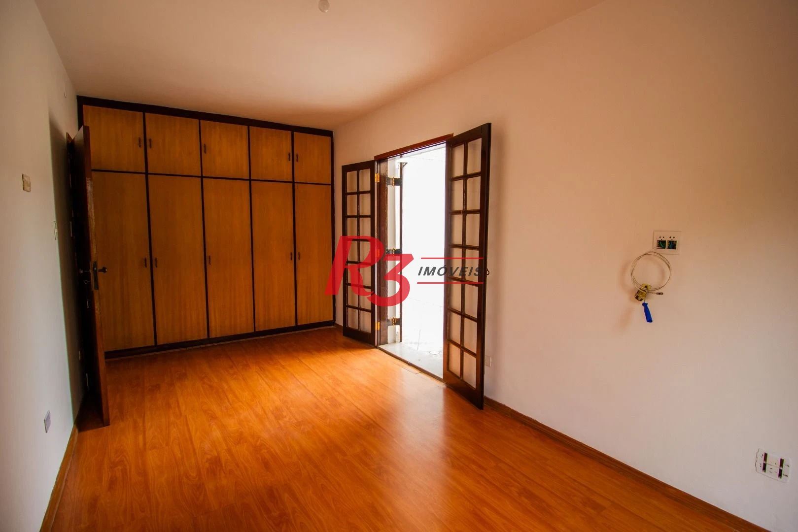 Casa com 4 dormitórios para alugar, 385 m² por R$ 20.934,21/mês - Ponta da Praia - Santos/SP