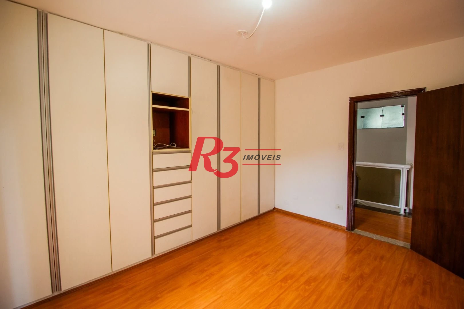 Casa com 4 dormitórios para alugar, 385 m² por R$ 20.934,21/mês - Ponta da Praia - Santos/SP