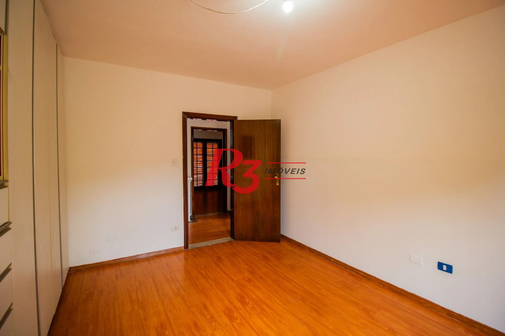 Casa com 4 dormitórios para alugar, 385 m² por R$ 20.934,21/mês - Ponta da Praia - Santos/SP