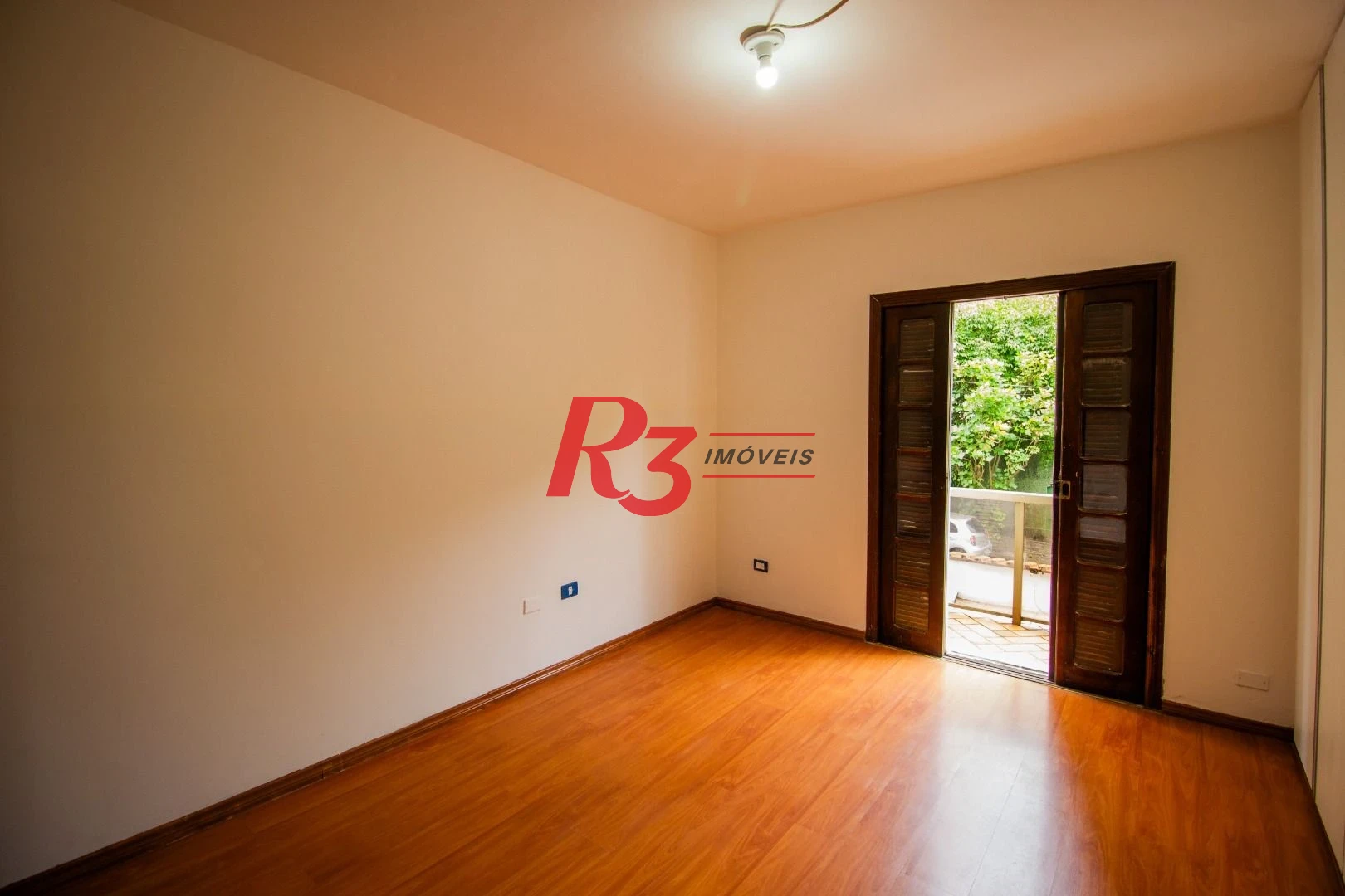 Casa com 4 dormitórios para alugar, 385 m² por R$ 20.934,21/mês - Ponta da Praia - Santos/SP
