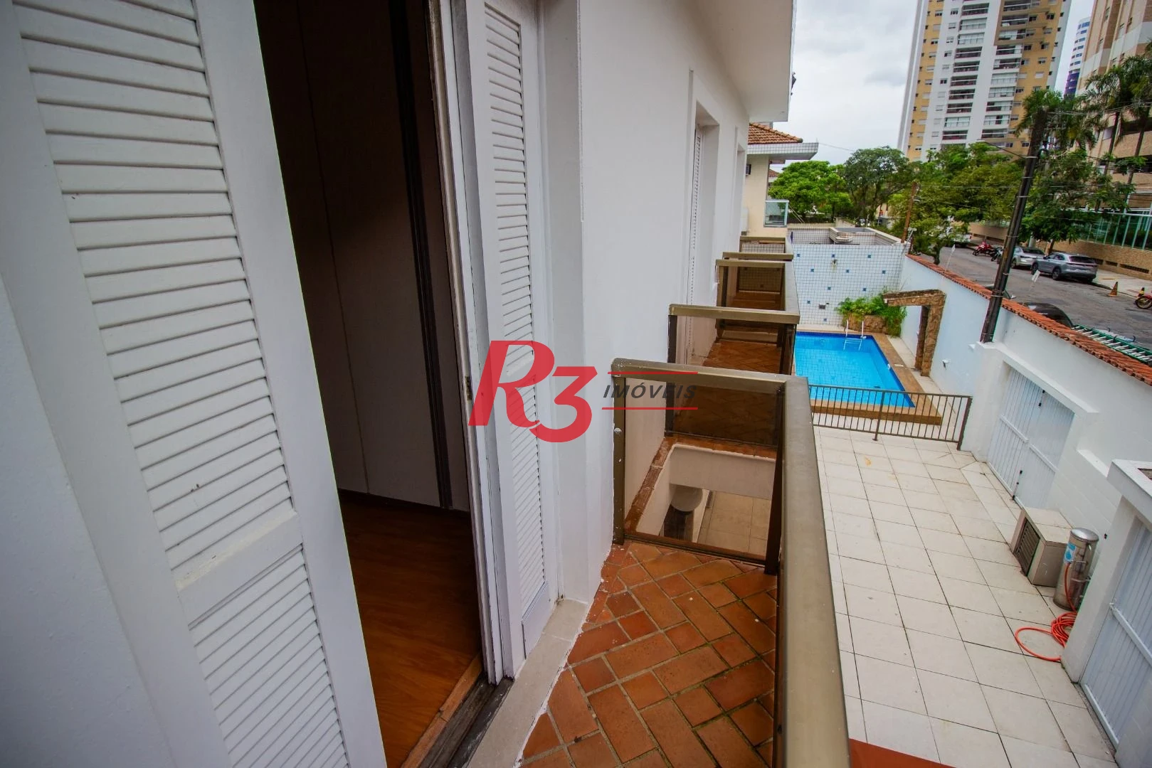 Casa com 4 dormitórios para alugar, 385 m² por R$ 20.934,21/mês - Ponta da Praia - Santos/SP