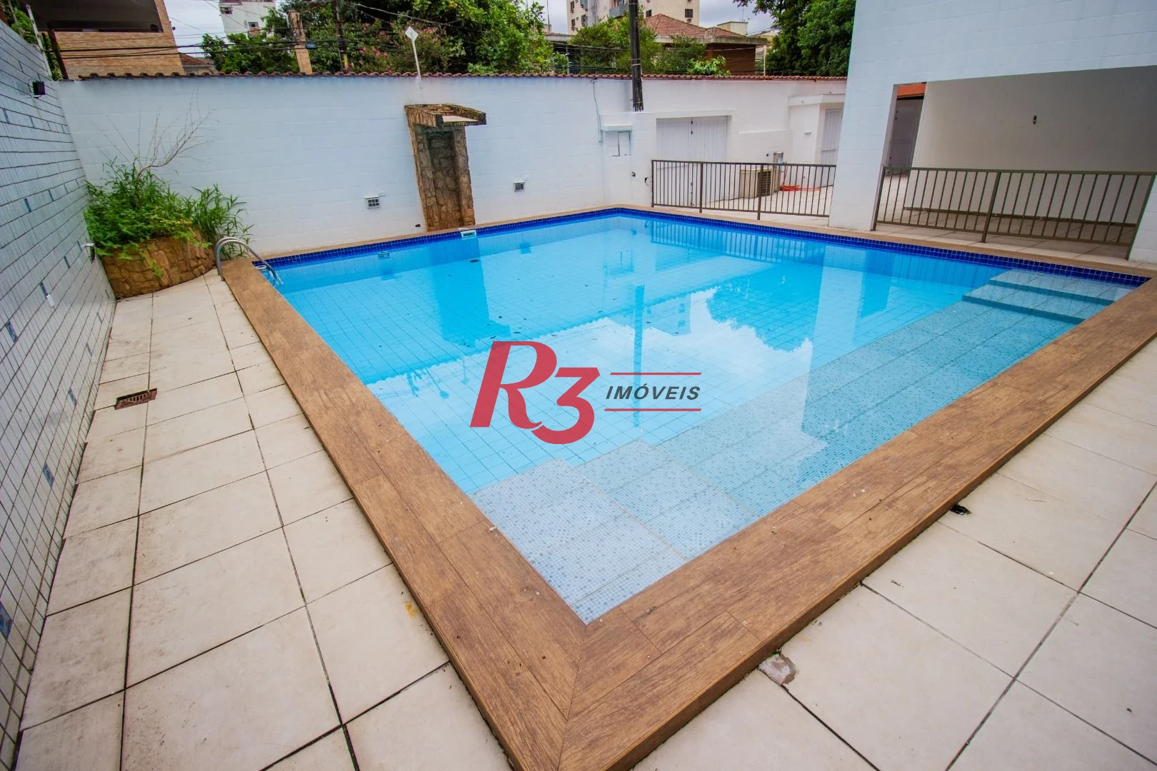 Casa com 4 dormitórios para alugar, 385 m² por R$ 20.934,21/mês - Ponta da Praia - Santos/SP