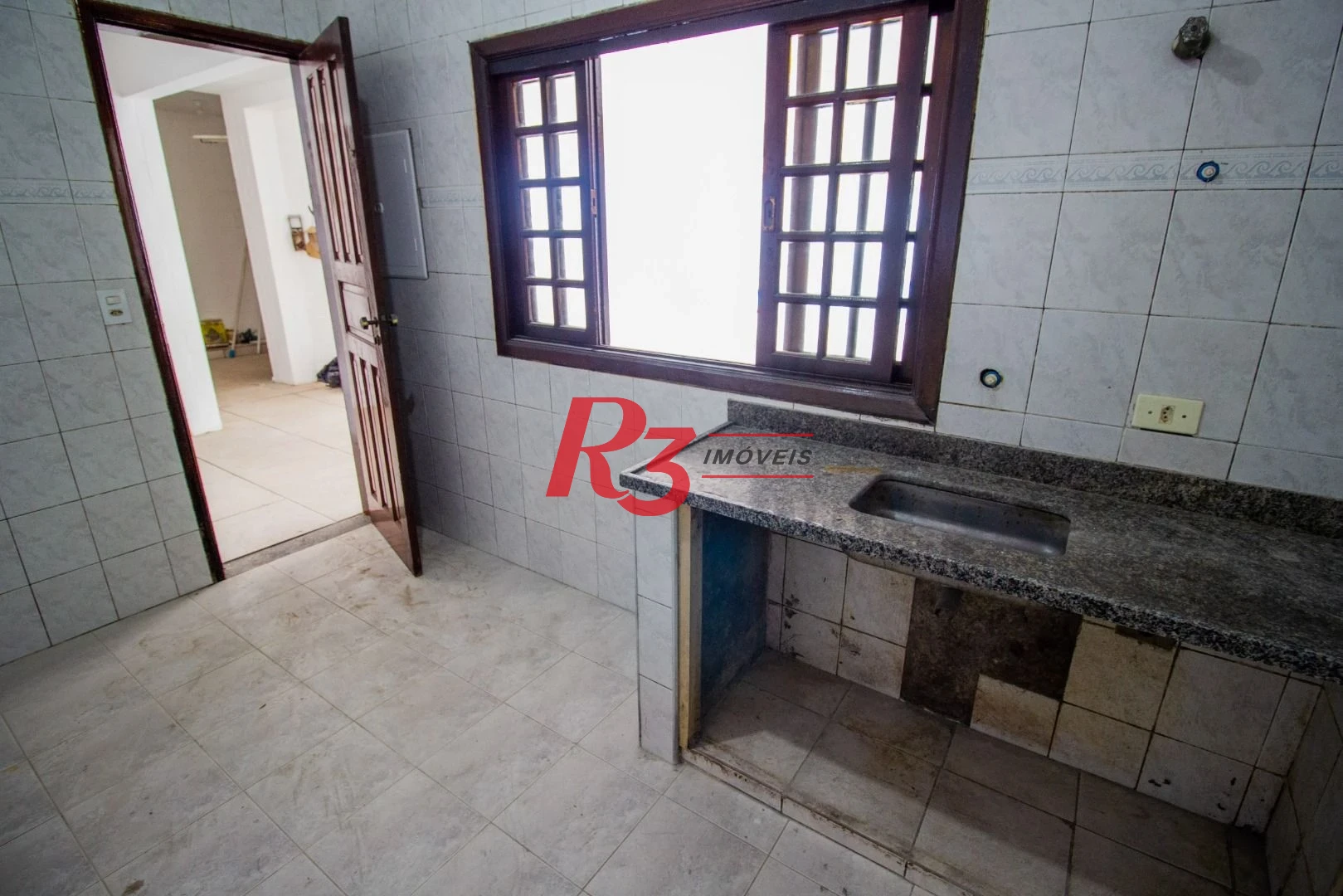 Casa com 4 dormitórios para alugar, 385 m² por R$ 20.934,21/mês - Ponta da Praia - Santos/SP