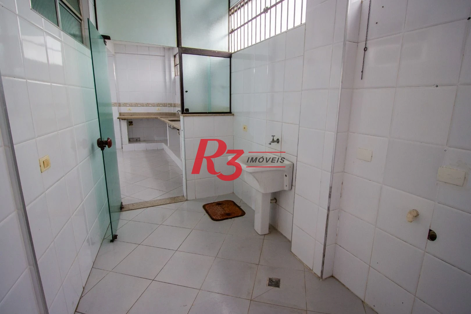 Casa com 4 dormitórios para alugar, 385 m² por R$ 20.934,21/mês - Ponta da Praia - Santos/SP