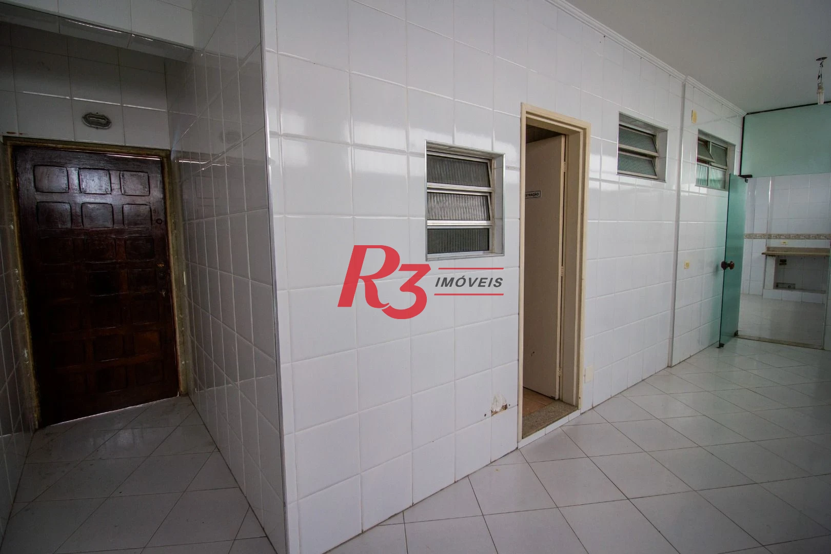 Casa com 4 dormitórios para alugar, 385 m² por R$ 20.934,21/mês - Ponta da Praia - Santos/SP