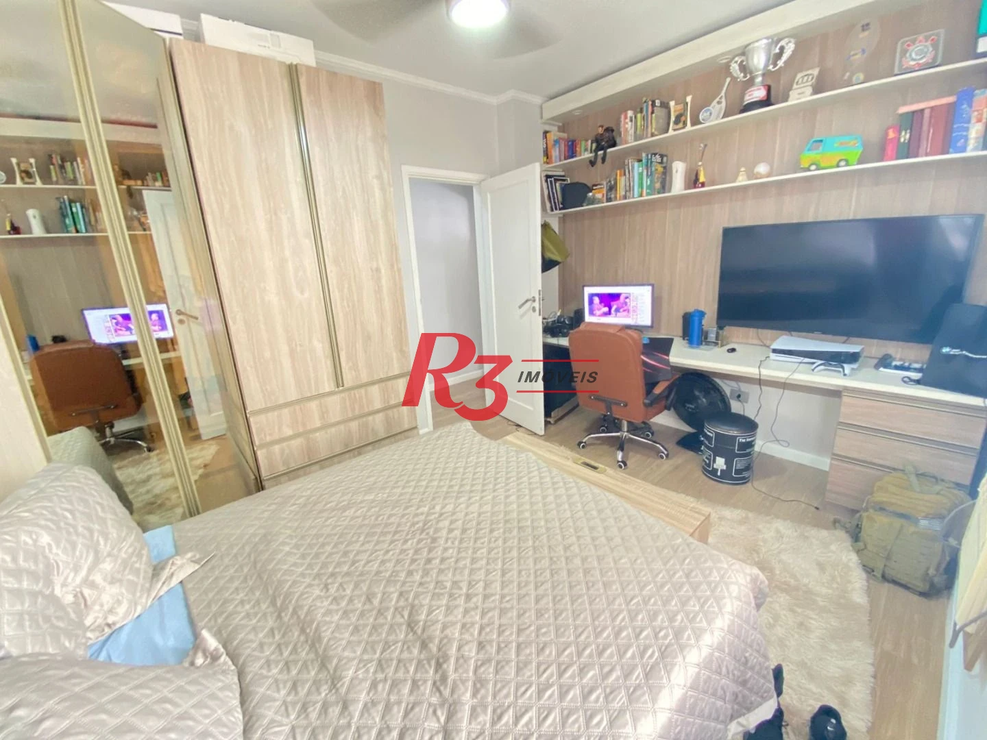 Apartamento com 2 dormitórios à venda, 114 m² por R$ 430.000,00 - Itararé - São Vicente/SP