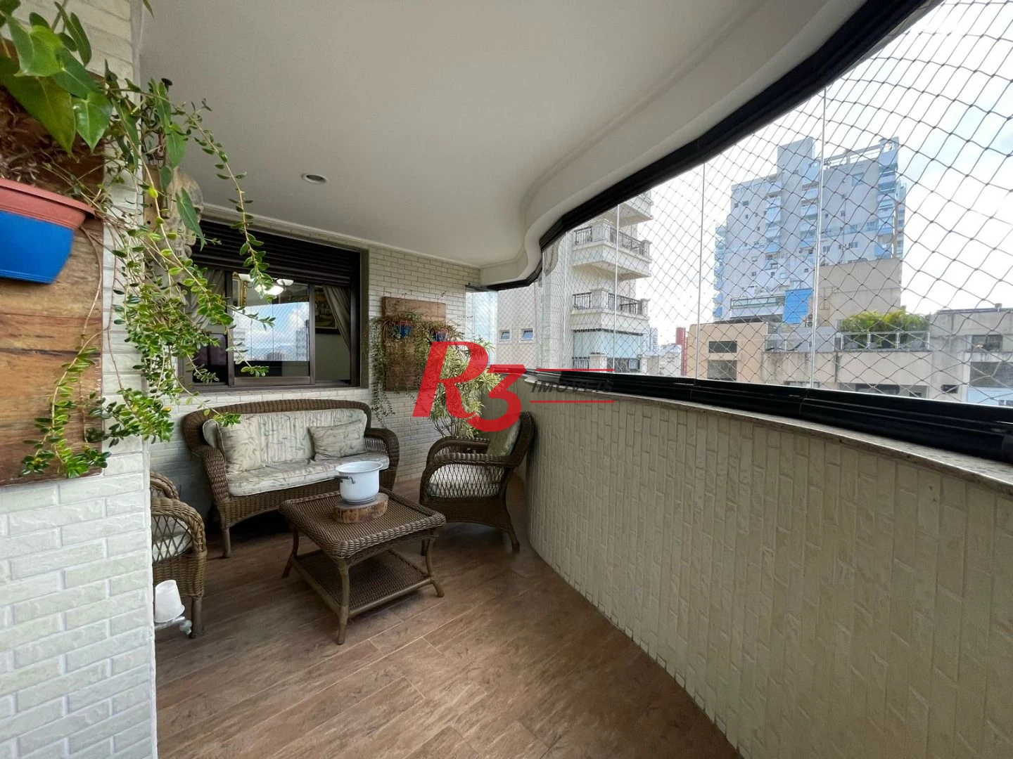 Apartamento com 3 dormitórios à venda, 245 m² por R$ 2.120.000,00 - Boqueirão - Santos/SP