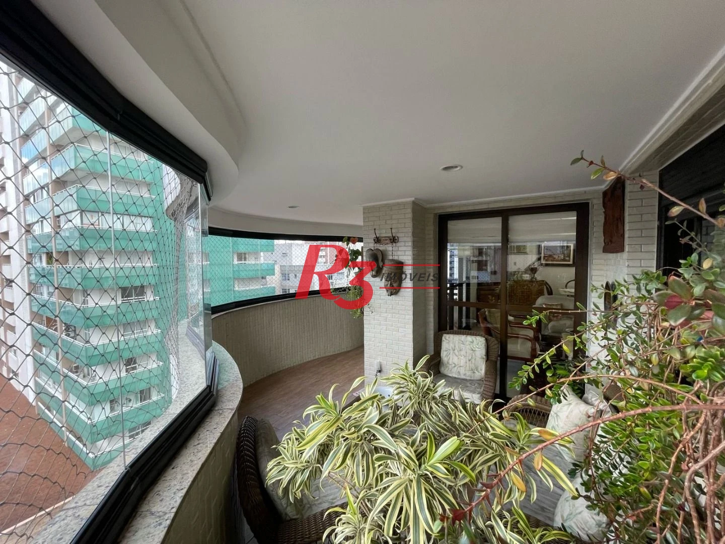 Apartamento com 3 dormitórios à venda, 245 m² por R$ 2.120.000,00 - Boqueirão - Santos/SP