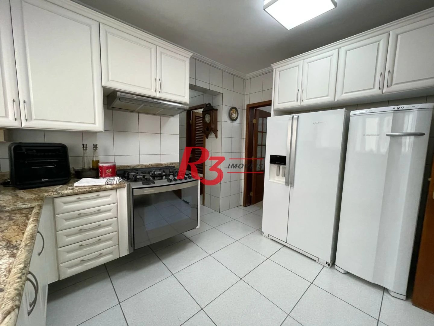 Apartamento com 3 dormitórios à venda, 245 m² por R$ 2.120.000,00 - Boqueirão - Santos/SP