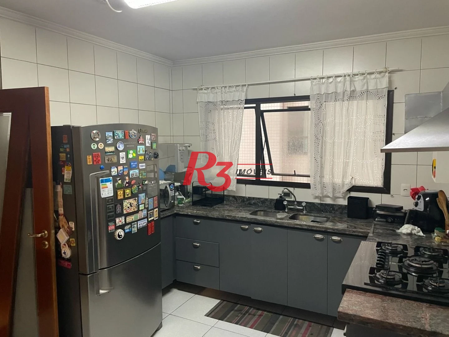 Apartamento com 3 dormitórios à venda, 212 m² por R$ 2.100.000,00 - Boqueirão - Santos/SP