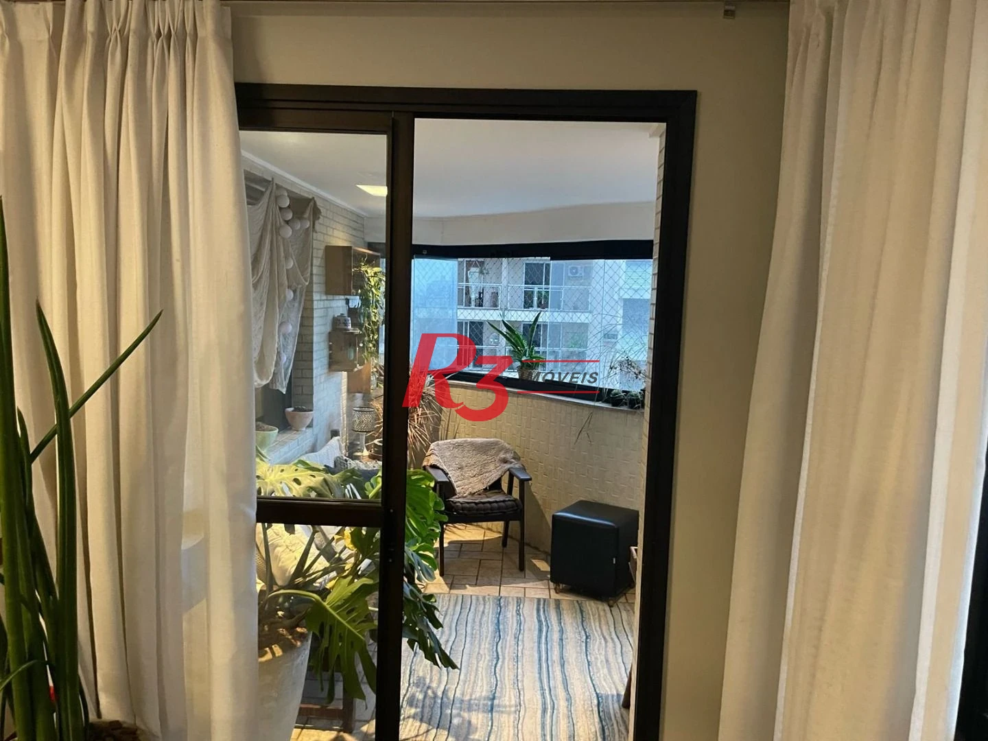 Apartamento com 3 dormitórios à venda, 212 m² por R$ 2.100.000,00 - Boqueirão - Santos/SP