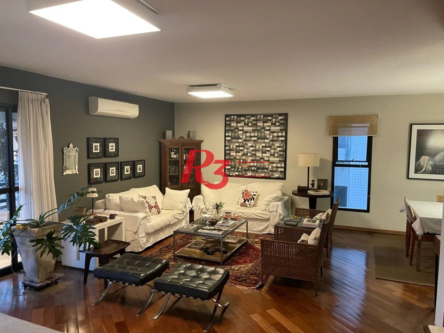 Apartamento com 3 dormitórios à venda, 212 m² por R$ 2.100.000,00 - Boqueirão - Santos/SP