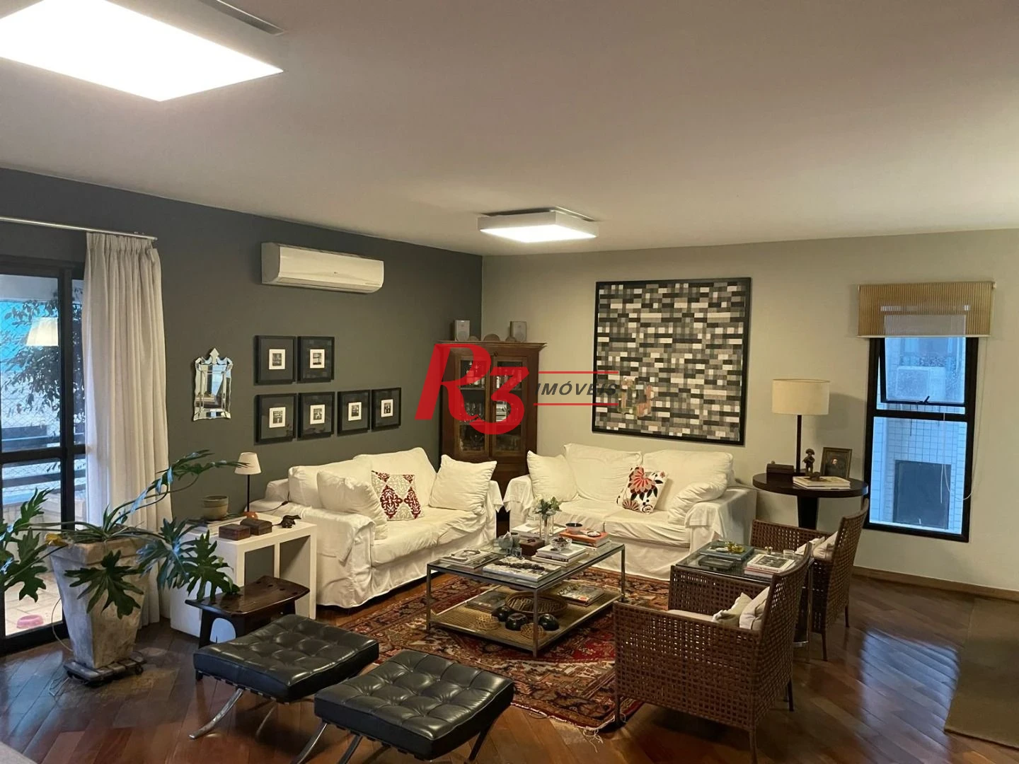 Apartamento com 3 dormitórios à venda, 212 m² por R$ 2.100.000,00 - Boqueirão - Santos/SP