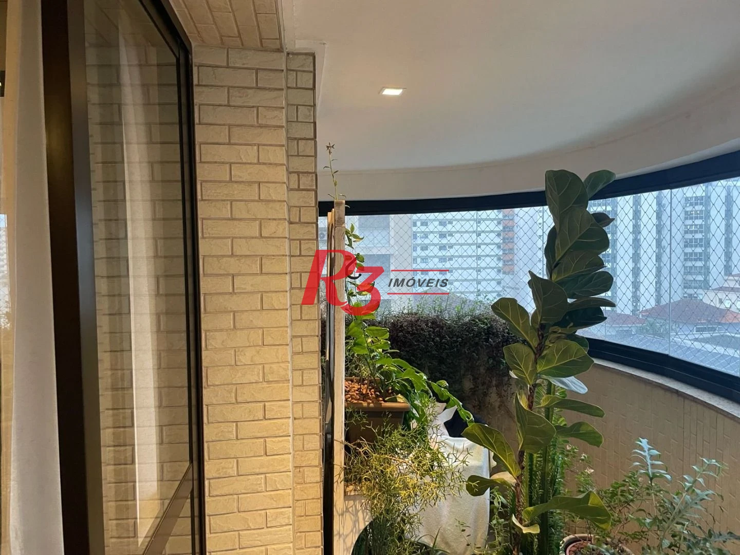 Apartamento com 3 dormitórios à venda, 212 m² por R$ 2.100.000,00 - Boqueirão - Santos/SP