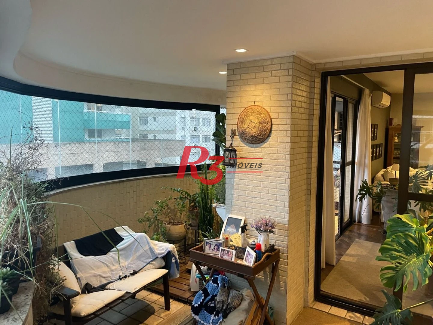 Apartamento com 3 dormitórios à venda, 212 m² por R$ 2.100.000,00 - Boqueirão - Santos/SP