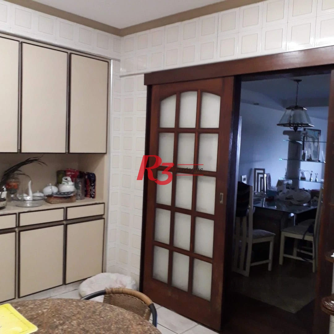 Apartamento com 4 dormitórios à venda, 220 m² por R$ 1.740.000,00 - Pompéia - Santos/SP