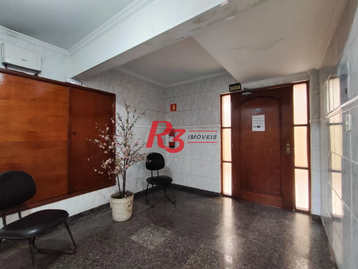Apartamento com 3 dormitórios à venda, 128 m² por R$ 750.000,00 - Boqueirão - Santos/SP