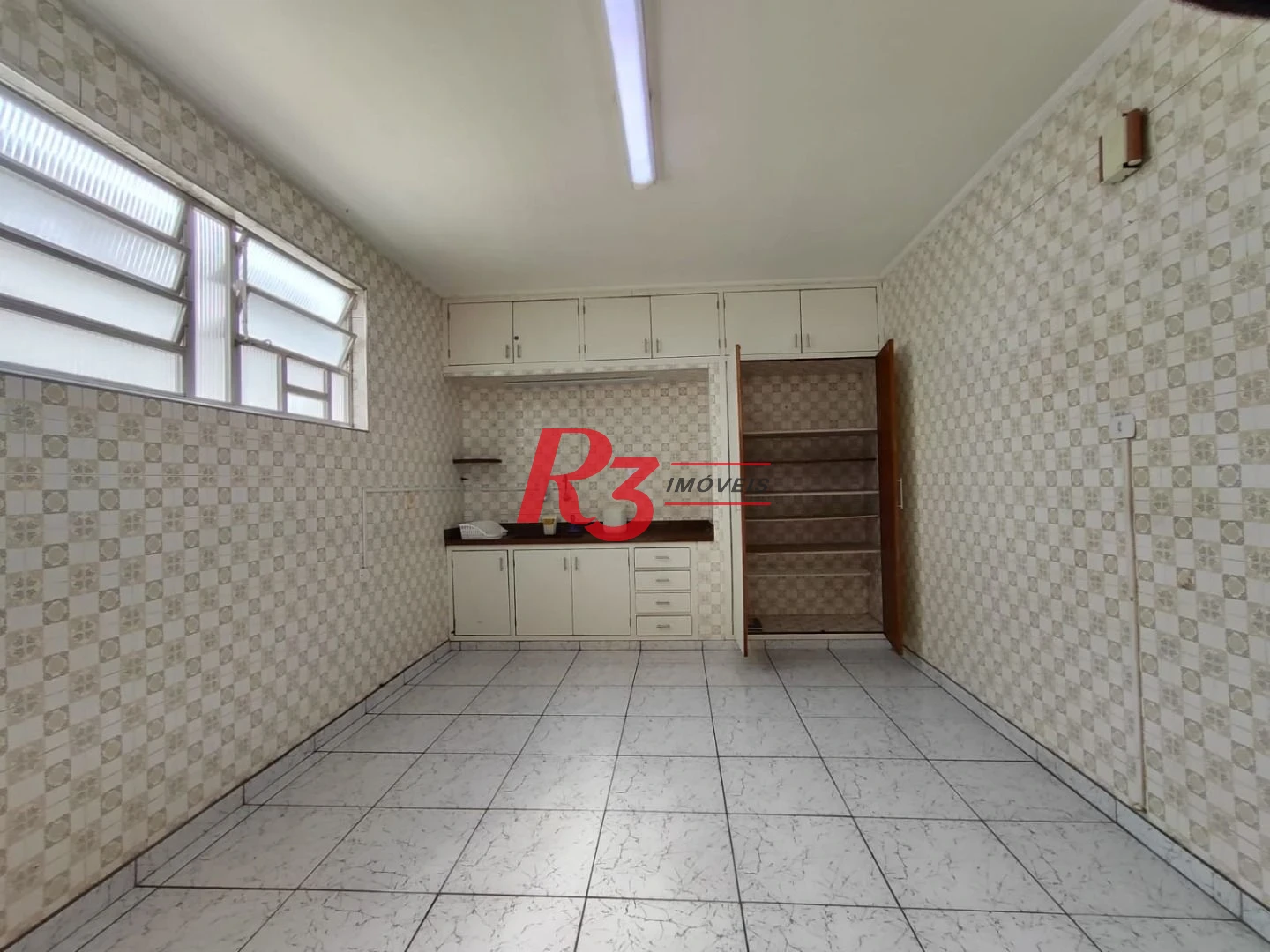 Apartamento com 3 dormitórios à venda, 128 m² por R$ 750.000,00 - Boqueirão - Santos/SP